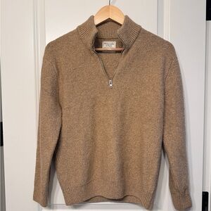 Abercrombie & Fitch sweater in tan